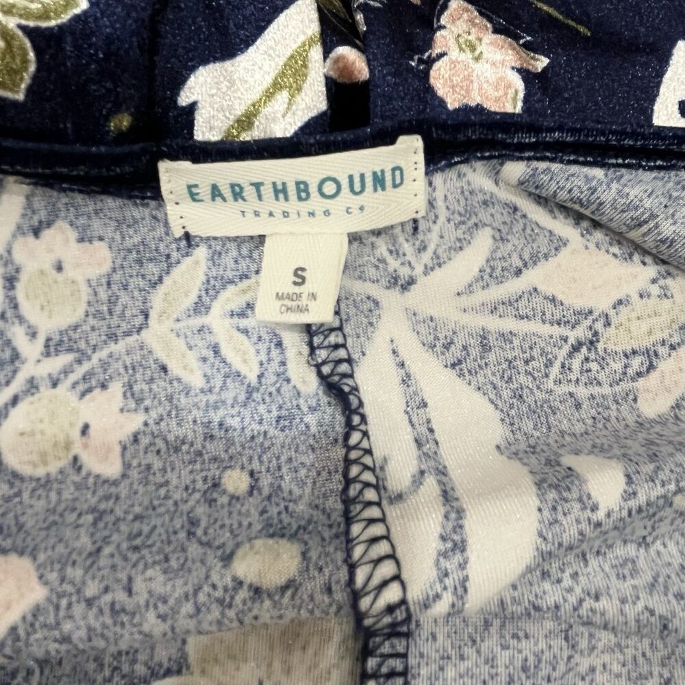 Earthbound Trading Co Floral Velvet Tie Wide Leg Jumpsuit Size Small - Picture 7 of 7